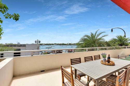 5 Resort 2 Br 2 Br Front Bay View Terrace Rooftop Pool