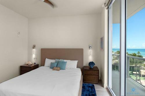 5 Resort Rooftop Pool Wrap Around Ocean View Balcony Hollywood Beach Broadwalk