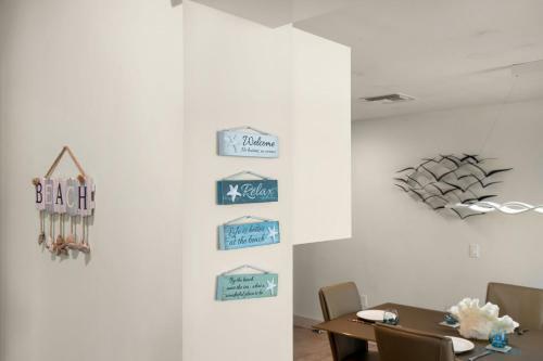 5 Resort Rooftop Pool Wrap Around Ocean View Balcony Hollywood Beach Broadwalk