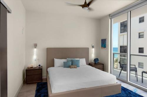 5 Resort Rooftop Pool Wrap Around Ocean View Balcony Hollywood Beach Broadwalk