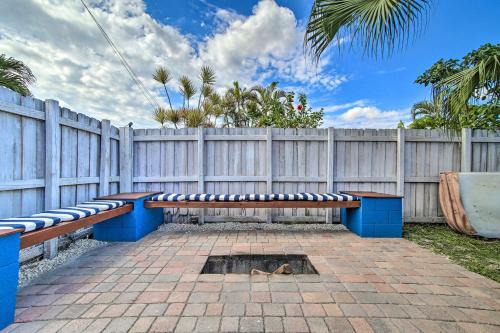 Fantastic Oasis With Fire Pit Less Than 6 Mi To Beach!