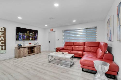 Hollywood Hills 3bd House With Backyard & Bbq