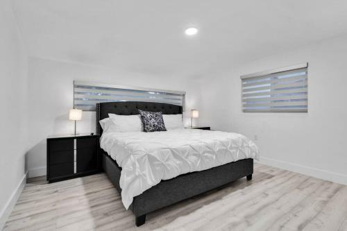 Hollywood Hills 3bd House With Backyard & Bbq