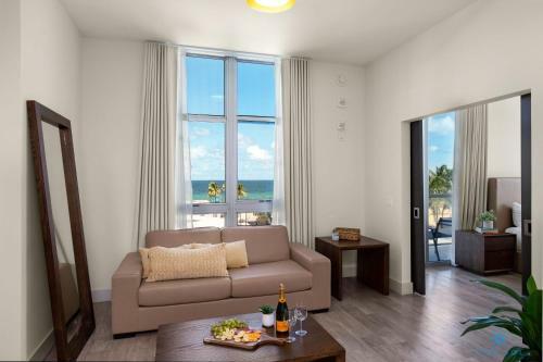 5 Rooftop Pool Balcony With Ocean View Hollywood Beach Broadwalk