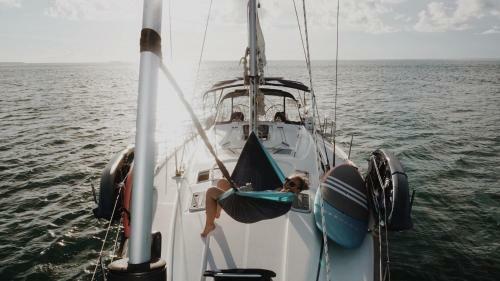 Hotel 46 Ft Bavaria Sailboat