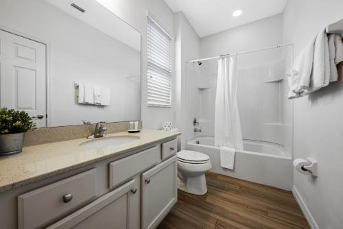 Southern Magnolia Retreat