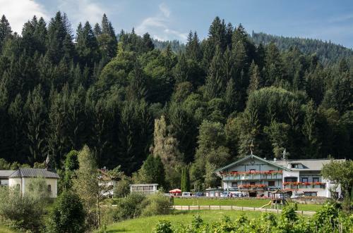Posada Gasthof Hauserwirt