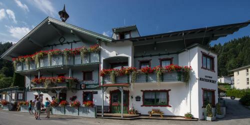 Posada Gasthof Hauserwirt