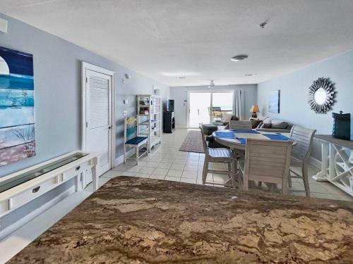 Crystal Dunes 204 By Destin Getaways