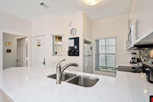 139pbd-svh Lovely New Townhome!