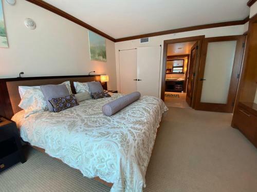 Ocean Access 2br Apartment Carillon