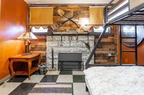 Magical Compound With Room For 30+