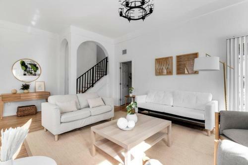 Stylish & Modern Home - 5 Min To Brickell