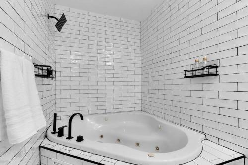Stylish & Modern Home - 5 Min To Brickell