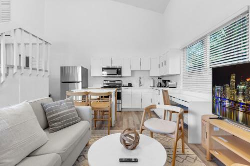Stylish & Modern Home - 5 Min To Brickell