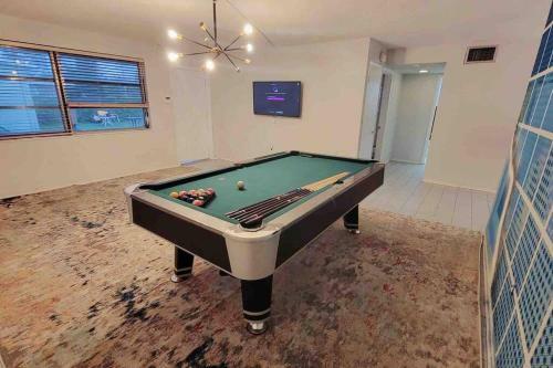 Charming Artsy Apartments