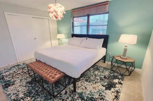 Charming Artsy Apartments