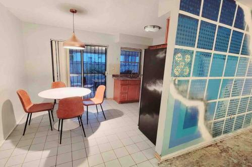 Charming Artsy Apartments