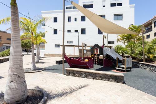 Home2book Sea View Cozy Apartment