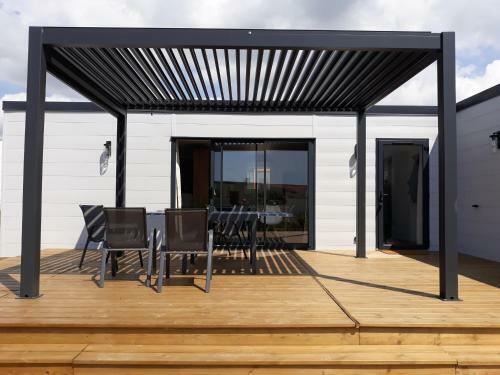 Chalet Pour Des Vacances Ressourcantes A Bretignolles