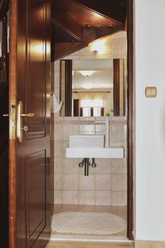 Irini's Boutique Home