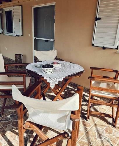 Guesthouse Petrothalassa