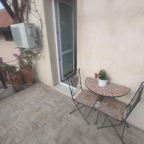 Casa Com Carro Para At� 4 Pessoas