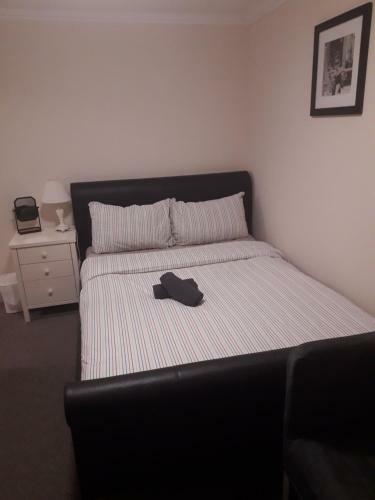 Edinb&b
