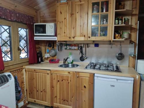 Small Chalet In A Meadow For 4 People