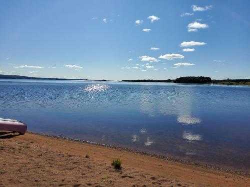 Authentic Dalarna Cottage Right By The Lake
