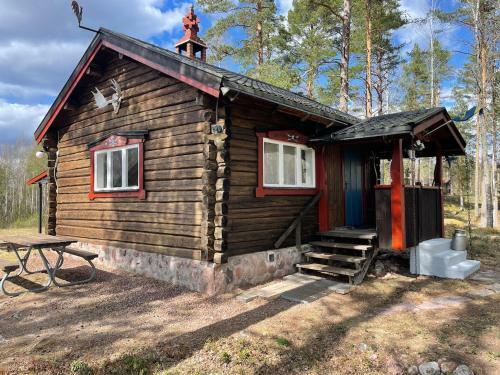 Authentic Dalarna Cottage Right By The Lake