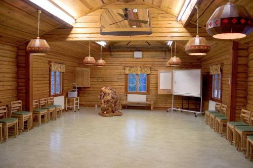 Bed & Breakfast Sk�lsj�g�rden Timber Lodge