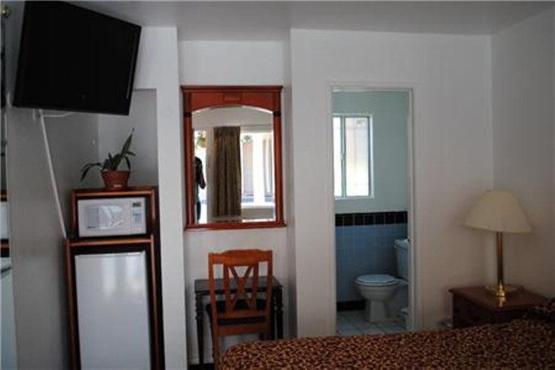Rose Bowl Motel