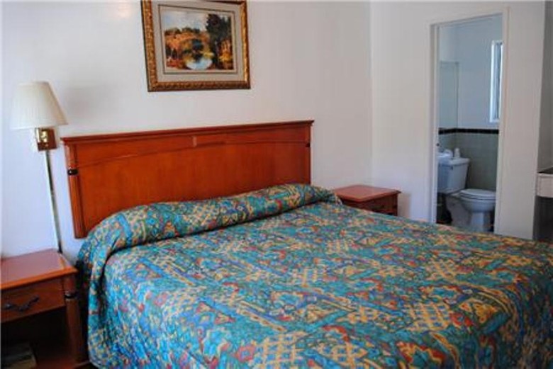 Rose Bowl Motel