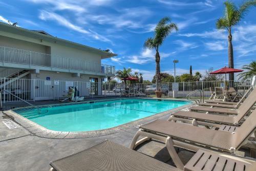 Motel 6 Stanton