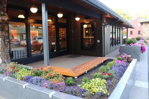 Timbers Motel