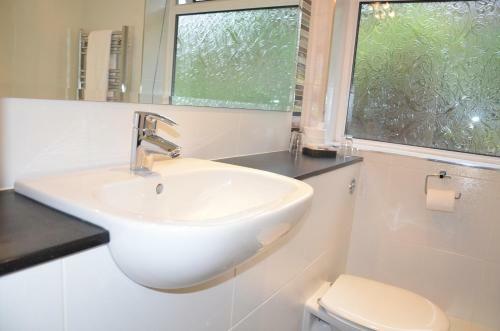 Hostal Southview Guest House & Indoor Pool