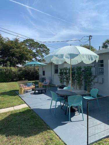 Venice Island - Dog Friendly - Walk To Beach - Work Ready