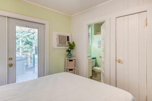 Vilano Cottage Unit A