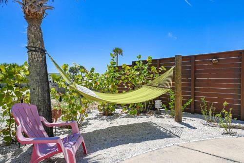 Butler Beach Bungalow