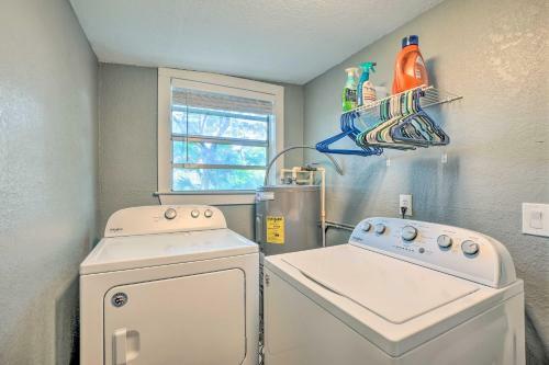 Stylish Seminole Heights Home With Private Yard