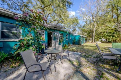 Tampa's Perfect Hide-away Paradise