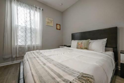 Apartamento Eclectic Townhome Haven In Tampa