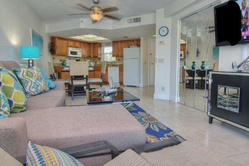 Gulf Strand Resort 208