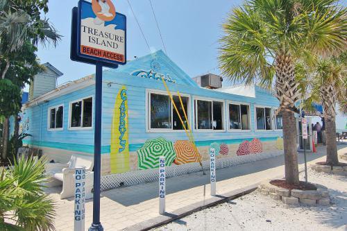 Harbor House N25