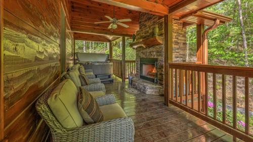 Cozy Bear Cabin By Escape To Blue Ridge