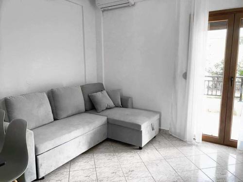 Chris Apartment