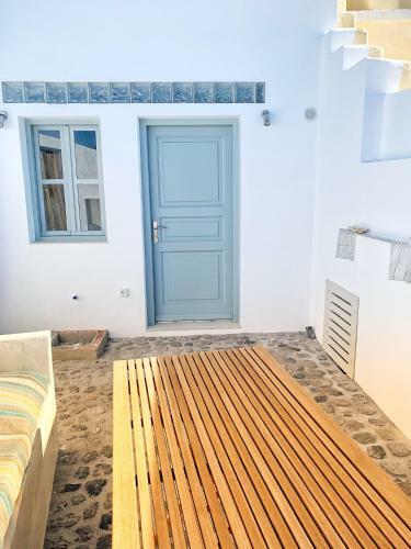 Villa Poli Cave House Santorini