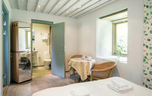 Two-bedroom Holiday Home In Kopingsvik