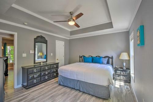 Charming Ranch-style Home Near Lake Lanier!
